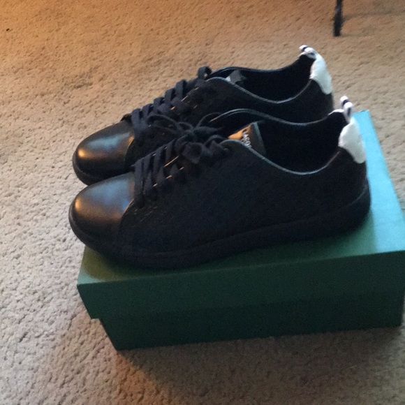 Lacoste women’s shoes size 6.5 - Picture 2 of 7